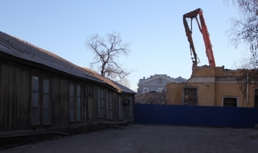 Незаконный снос корпуса Обуховской больницы оценили в 20 тысяч рублей