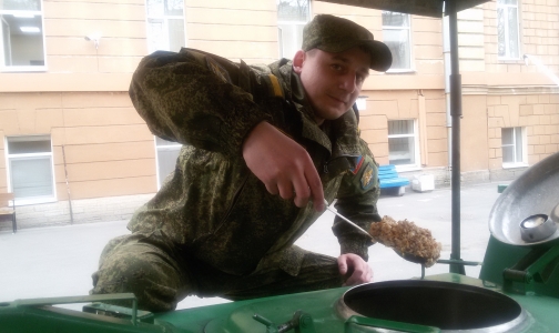 Во Введенской больнице открыли полевую кухню