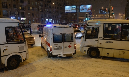 ОП РФ: «Скорой» нужно разрешить таранить автомобили