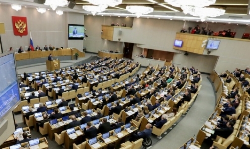 В Госдуме просят разрешить депутатам и сенаторам совмещать политику и медицину