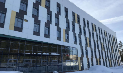 Детскую поликлинику в Сертолово обещают достроить в срок — к Новому году