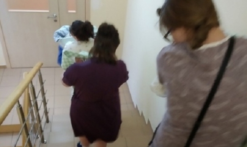Мам с новорожденными эвакуируют из Перинатального центра им. Алмазова