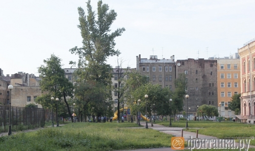 Молния убила двух человек