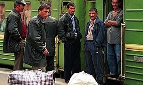 Здоровье мигрантов будут проверять до въезда в РФ