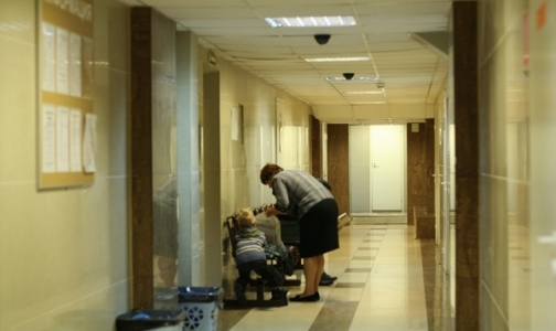 В поликлиниках Калининского района нарушалось законодательство