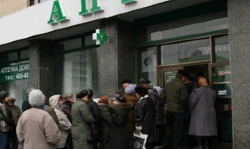 Посетители аптек рассказали, почему они не ходят к врачам