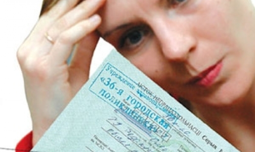 Петербургские врачи — о новых правилах получения больничного: «Устали, долго не выдержим!»