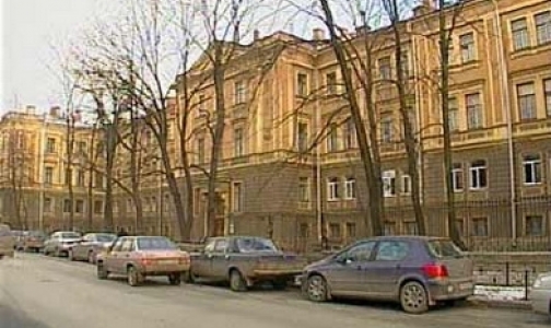 Роддом «Снегиревка» не переедет на окраину Петербурга еще лет десять