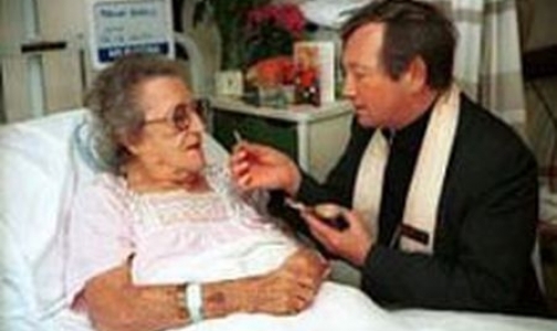 Совершать религиозные обряды в медицинских учреждениях станет проще