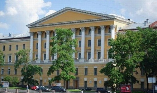Министр обороны приостановил перенос ВМА из центра Петербурга