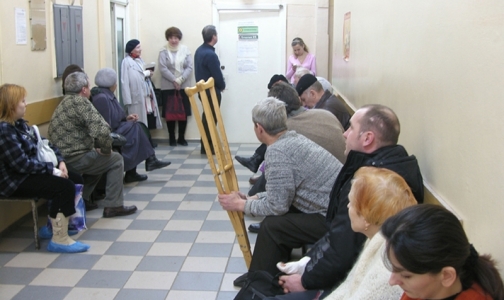В поликлиниках Кронштадтского района простаивает новое оборудование и не хватает специалистов