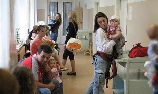 Прокуратура нашла нарушения в детских поликлиниках, незаметные родителям