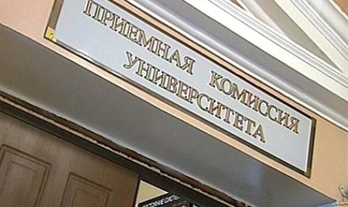 Петербургские вузы не получили обещанных бюджетных мест для врачей