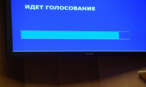 Болеющим россиянам разрешили голосовать досрочно