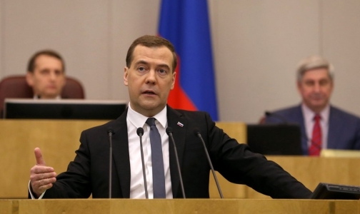 Медведев: Никаких серьезных проблем с финансированием федеральных клиник нет