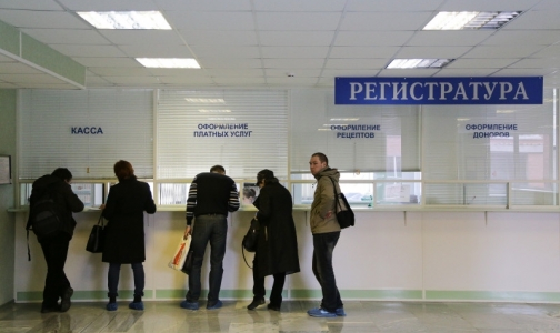 Петербуржцев просят сдавать кровь не реже двух раз в год