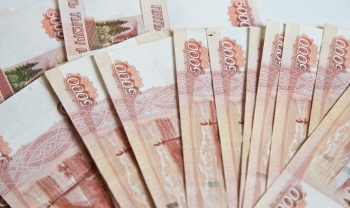 В финансовой деятельности комздрава Петербурга нашли нарушения на 42 млн рублей