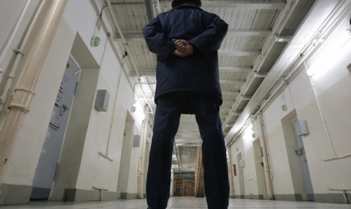 В Петербурге сотрудника федерального медицинского центра приговорили к 8 годам в колонии
