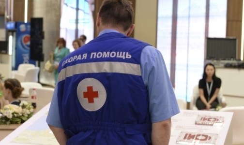 В Петербурге в очередной раз напали на врача «Скорой»