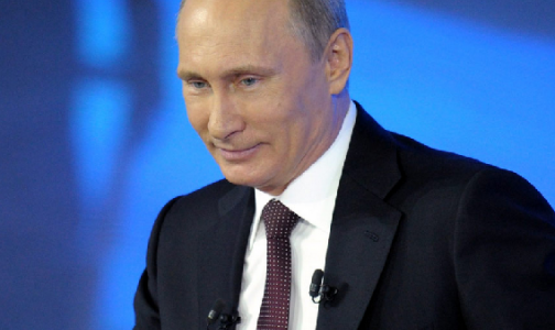 Россияне спрашивают у президента про лекарства и пенсии для медиков