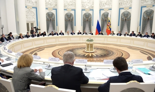 Путин — Минздраву: Почему льготные лекарства не доходят до людей?