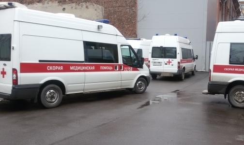 С 1 июня в Петербурге будет работать меньше бригад скорой помощи