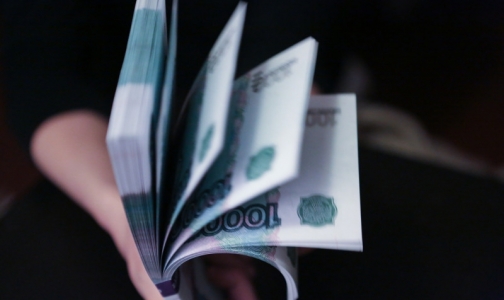 Чиновники Минздрава показали доходы за 2015 год