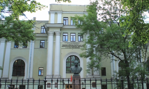 Здание Института Поленова станет поликлиникой Центра Алмазова