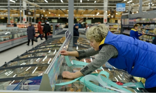 Роспотребнадзор приостановил на месяц продажу спиртосодержащей «химии»