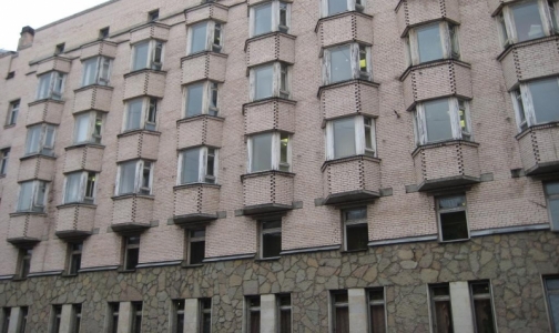 Детскую поликлинику в центре Петербурга отремонтируют за 2 года