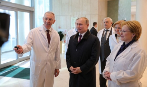 Владимир Путин встретится с петербургскими медиками