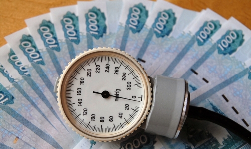 Ленобласть зазывает на работу врачей и медсестер новыми выплатами