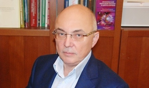 Коллеги уволенного главврача Боткинской больницы пишут президенту Путину