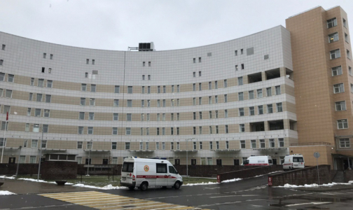 В Боткинской больнице умерли три пациента с коронавирусом. Самому молодому было 45 лет