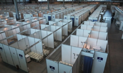 В госпитале в «Ленэкспо» приняли первых пациентов с легким COVID-19