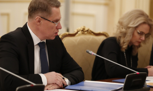 Министр Михаил Мурашко заработал в прошлом году 5 млн рублей, вице-премьер Татьяна Голикова - 15 млн