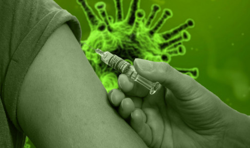 Глава ВОЗ: Вакцина от коронавируса сможет сдержать, но не остановить пандемию