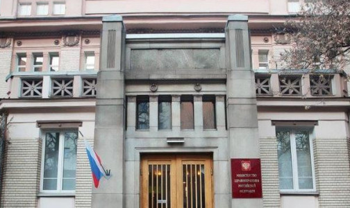 Министр здравоохранения РФ: Вакцинация от коронавируса россиян старше 60 лет может начаться на следующей неделе