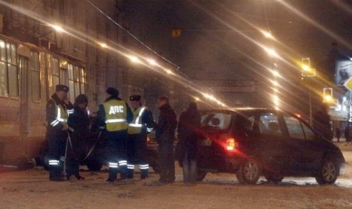 В аптечке инспектора ГИБДД появятся носилки и дыхательные мешки