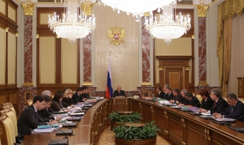 Госдума заподозрила правительство в коррупции