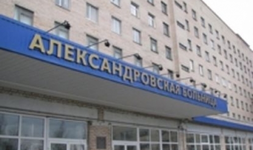 Лифты в Александровской больнице не ремонтировали с 1985 года