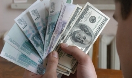 Главными взяточниками в России оказались врачи и учителя