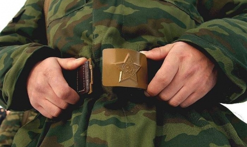 В армии собираются искать военнослужащих, употребляющих наркотики