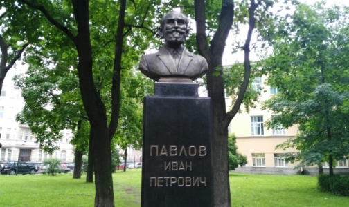В Первом меде установили памятник академику Павлову