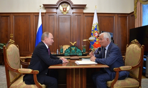 Путин обсудил с Рошалем саморегулирование работы врачей