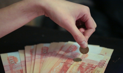 Минфин предложил снизить темпы роста зарплат врачей