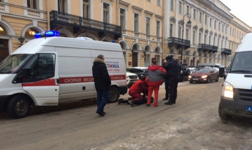 На медиков «Скорой» напали после ДТП в центре Петербурга